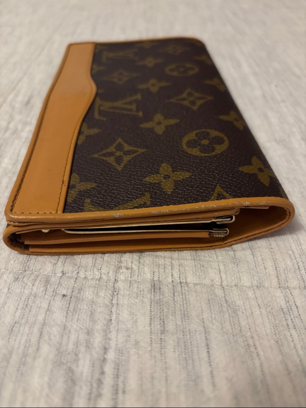 Louis Vuitton Brown and Tan Monogram Long Wallet - Picture 9 of 14